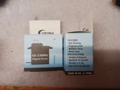 Serva Corona DS-238MG