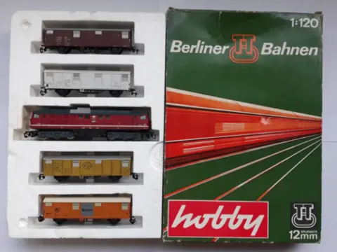 Set BTTB 01618