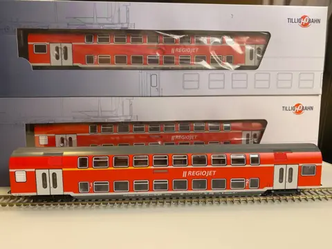 Tillig regio jet