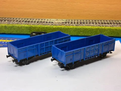 Vtr/U-x
