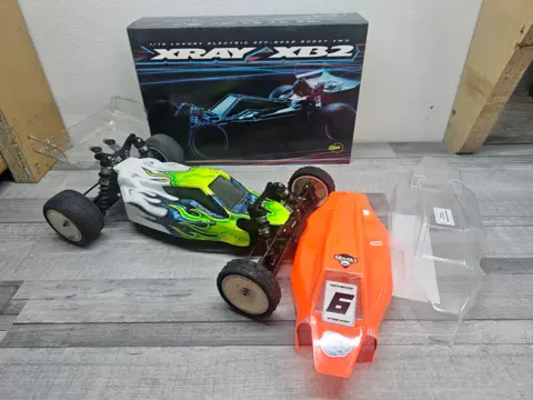 XRAY XB2 23